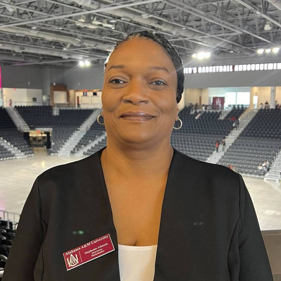 Photo of Ms. Johnson